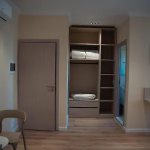 Hotel Okej, Golem (Tirana)